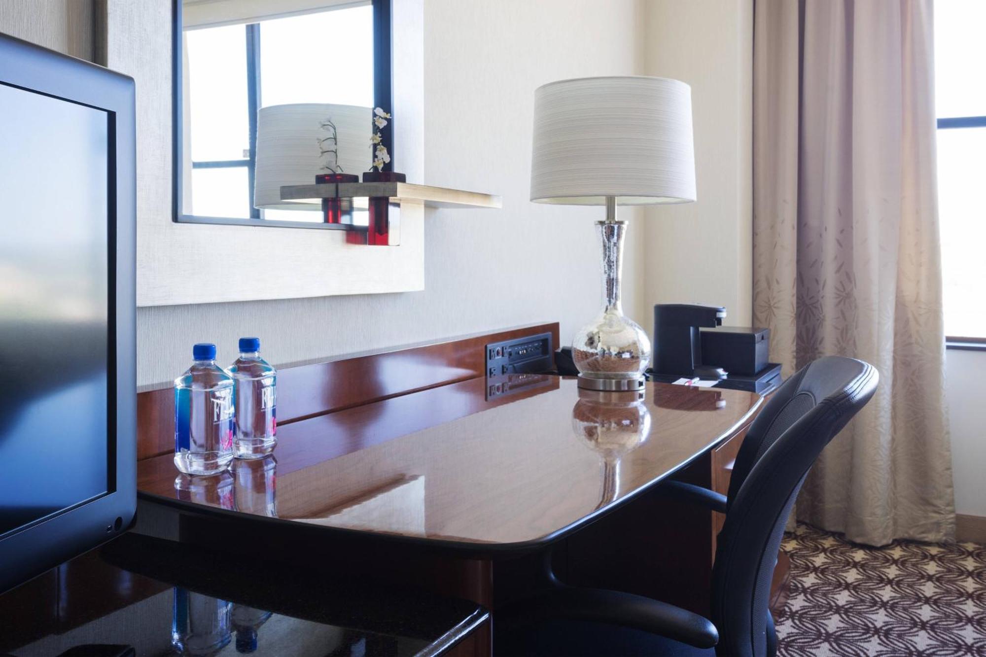 Pittsburgh Marriott City Center Экстерьер фото