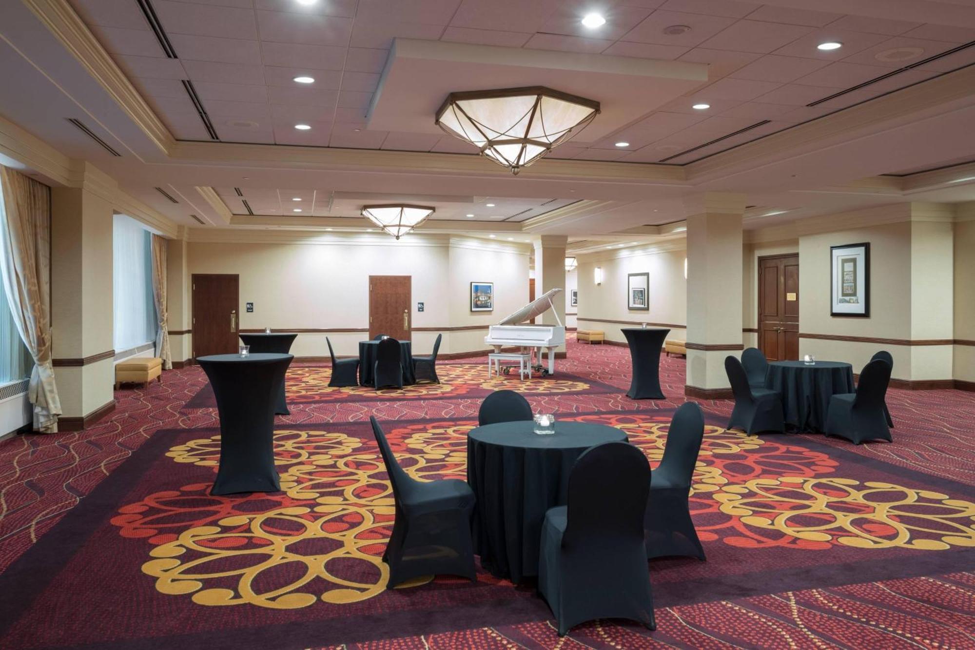 Pittsburgh Marriott City Center Экстерьер фото