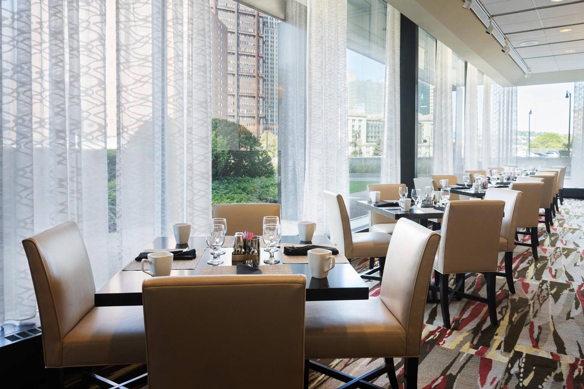 Pittsburgh Marriott City Center Экстерьер фото